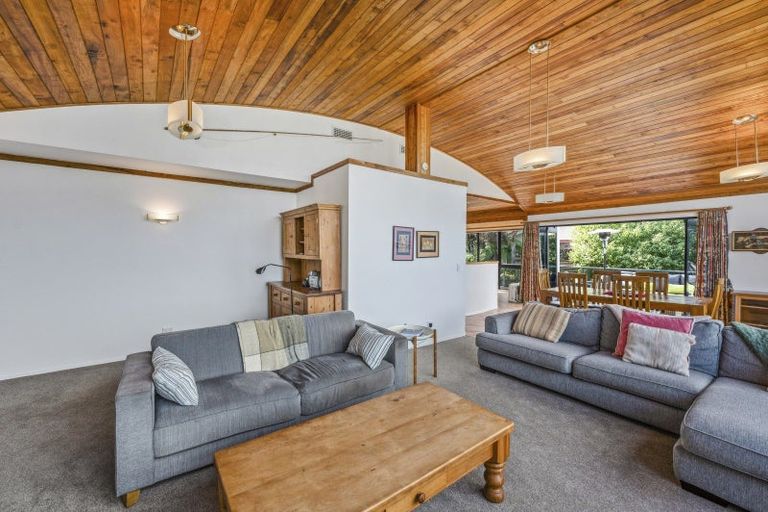 Photo of property in 1/50 Wakeman Road, Acacia Bay, Taupo, 3330