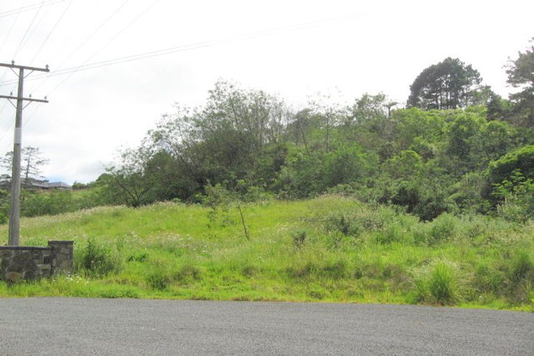 Photo of property in 22a Stone Road, Bombay, 2675