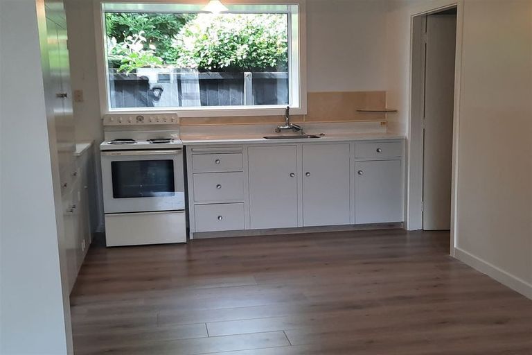 Photo of property in 2/127 Clarence Street, Riccarton, Christchurch, 8011