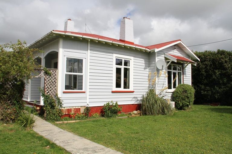 Photo of property in 23 Papatotara Road, Tuatapere, 9620