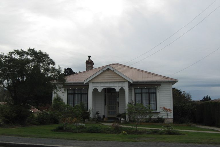 Photo of property in 60 Lewin Street, Balclutha, 9230