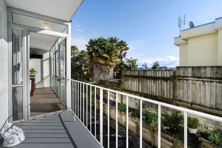 Photo of property in 2/110 Hamilton Street, Tauranga, 3110