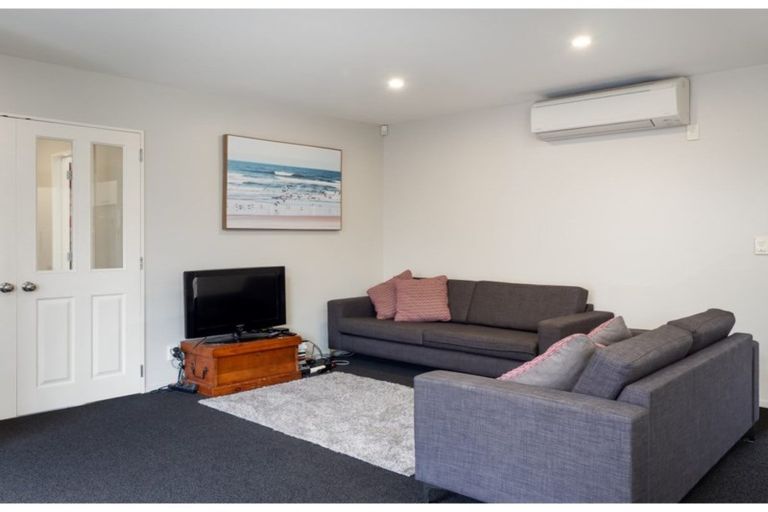 Photo of property in 92 Milns Road, Halswell, Christchurch, 8025