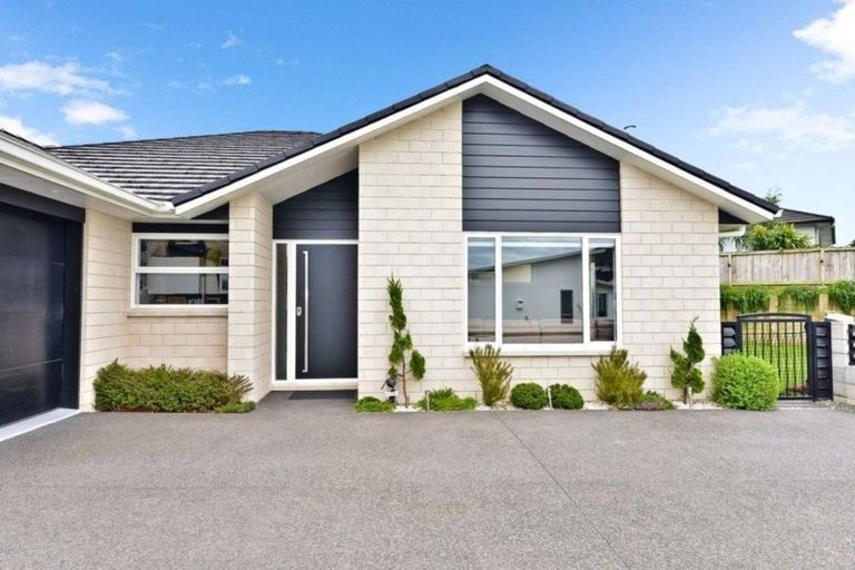 Photo of property in 4 Kemble Place, Flagstaff, Hamilton, 3210