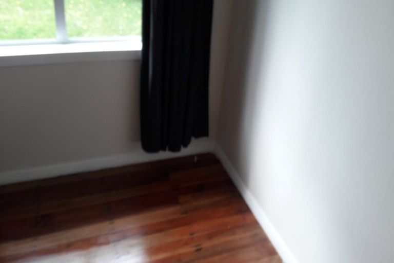 Photo of property in 6 Roberts Street, Tawa, Wellington, 5028