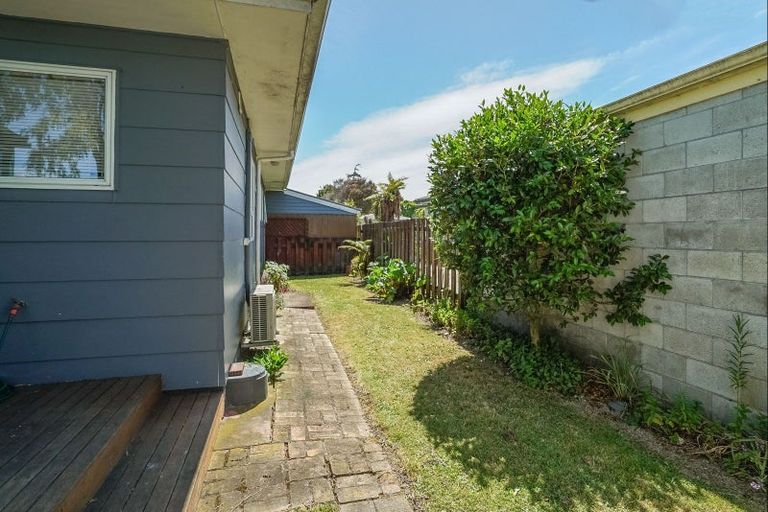 Photo of property in 2/61 Leicester Street, Stoke, Nelson, 7011