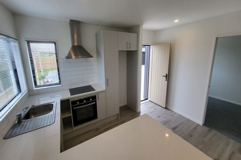 Photo of property in 43 Black Beech Crescent, Takanini, 2110