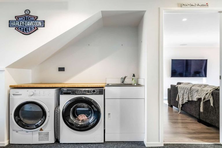 Photo of property in 3 Seafarer Crescent, Stanmore Bay, Whangaparaoa, 0932