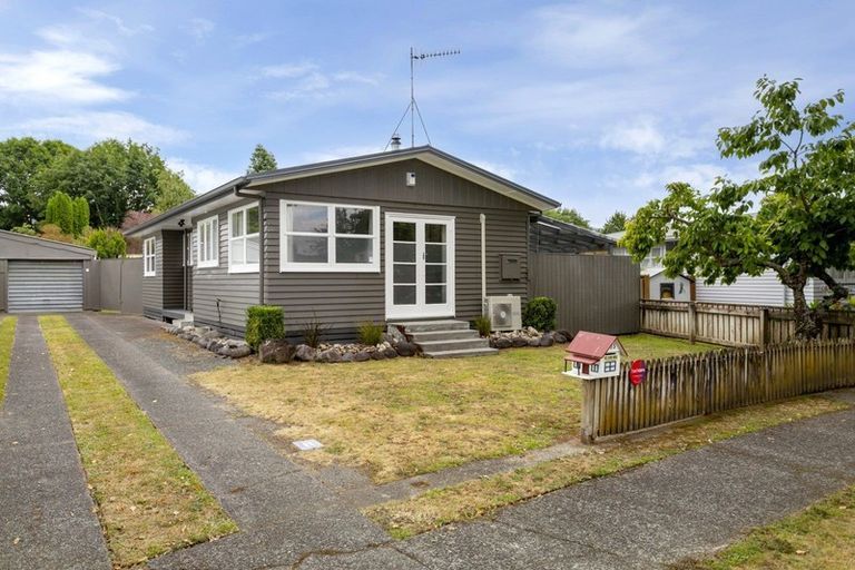 Photo of property in 35 Patikura Place, Turangi, 3334