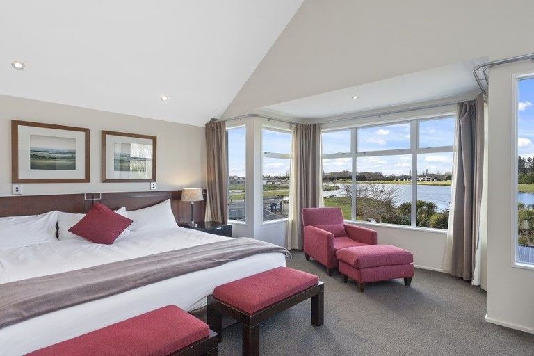 Photo of property in 12/6 Harts Creek Lane, Northwood, Christchurch, 8051