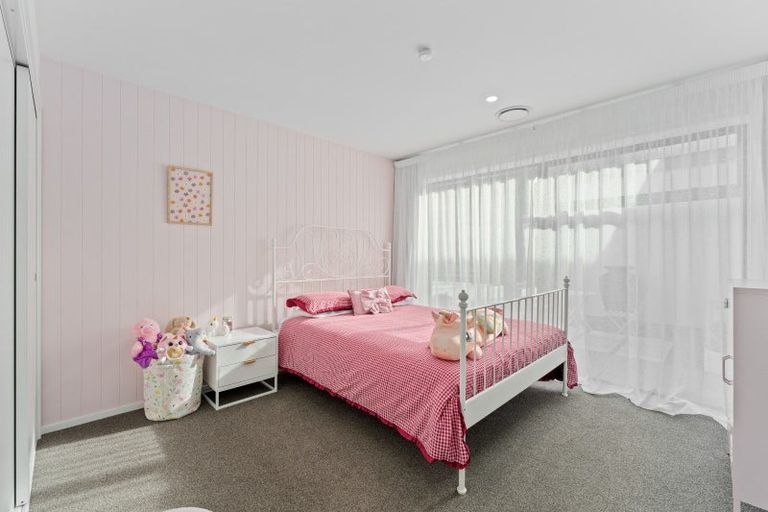 Photo of property in 15 Franks Place, Outram, 9019