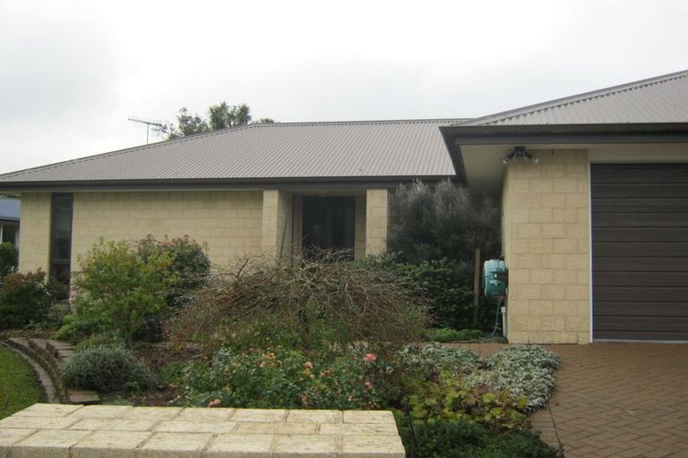 Photo of property in 39 Mckenzie Street, Geraldine, 7930
