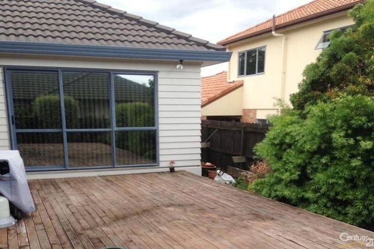 Photo of property in 36 Point View Drive, East Tamaki Heights, Auckland, 2016