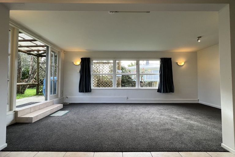 Photo of property in 21 Aurea Avenue, Pakuranga, Auckland, 2010