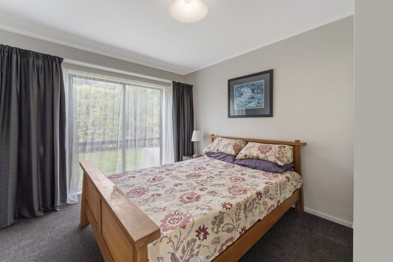 Photo of property in 52 Hinemoa Street, Paraparaumu, 5032