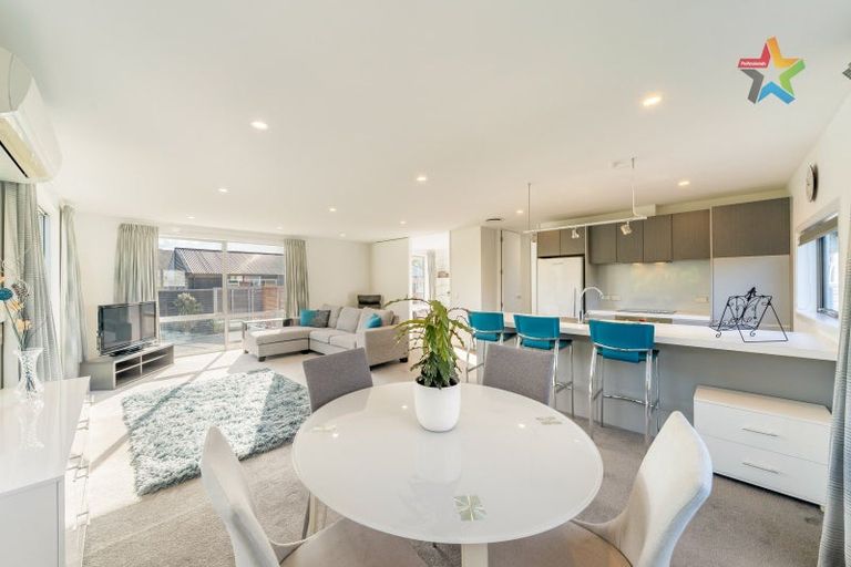 Photo of property in 20 Otonga Heights, Maungaraki, Lower Hutt, 5010