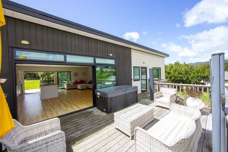 Photo of property in 1116 Cove Road, Langs Beach, Waipu, 0582