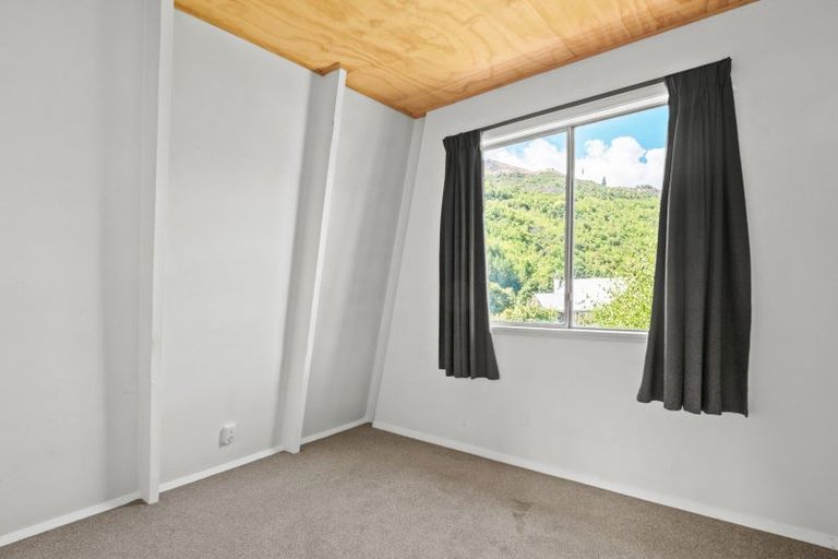 Photo of property in 36 Norfolk Street, Arrowtown, 9302