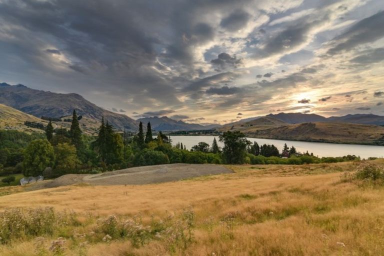 Photo of property in 56 Arrowtown-lake Hayes Road, Lake Hayes, Queenstown, 9371