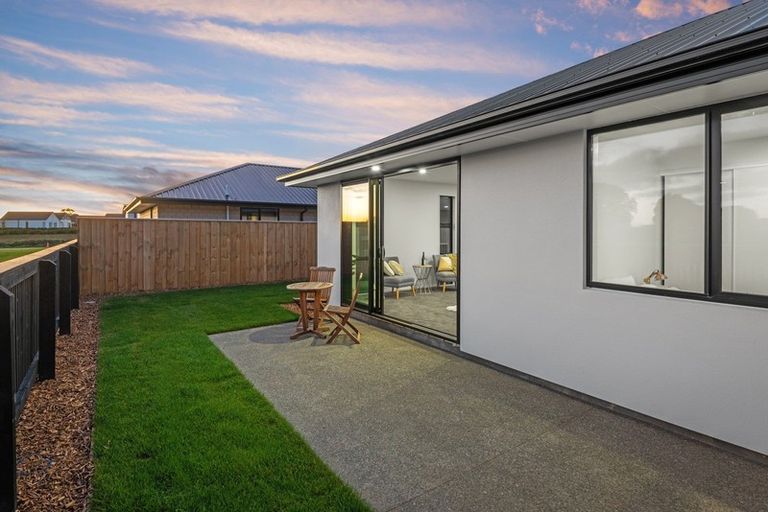 Photo of property in 7 Mills Road, Marshland, Christchurch, 8051