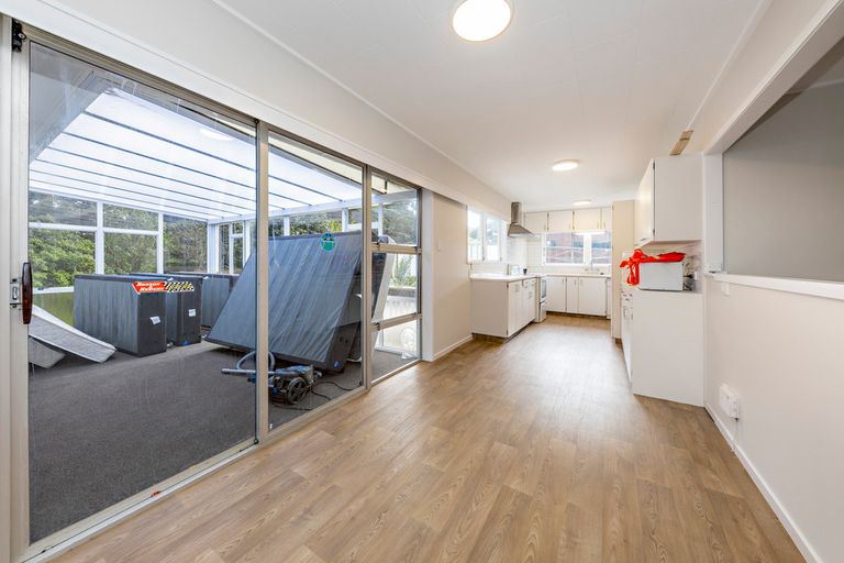 Photo of property in 140 Great South Road, Manurewa, Auckland, 2102