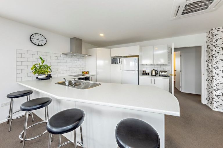 Photo of property in 61c Puriri Road, Pukekohe, 2120