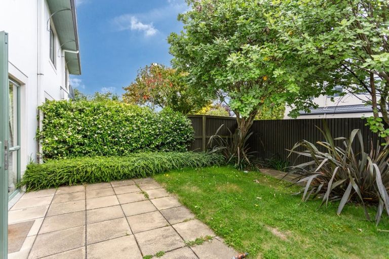 Photo of property in 3/36 Champion Street, Edgeware, Christchurch, 8013