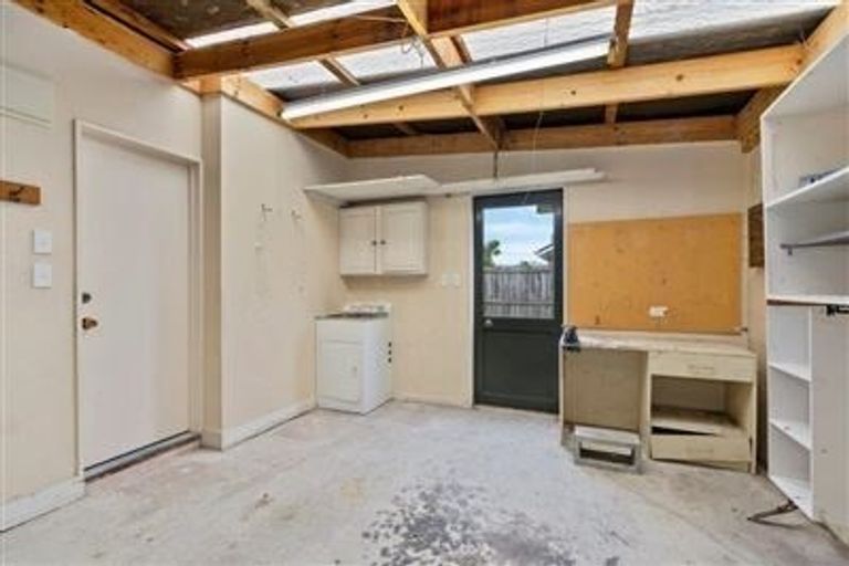 Photo of property in 586 Gloucester Street, Linwood, Christchurch, 8011