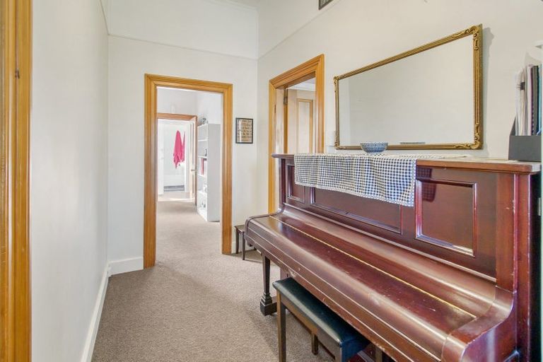 Photo of property in 16 Memorial Avenue, Parkside, Timaru, 7910