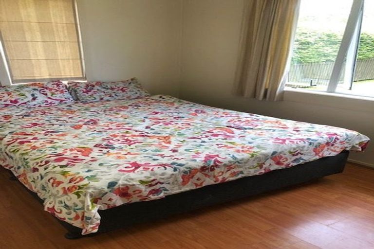 Photo of property in 1/45 Shakespeare Road, Milford, Auckland, 0620