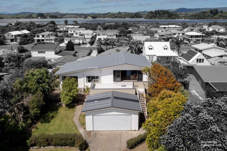 Photo of property in 30 Hoterini Street, Ohope, 3121