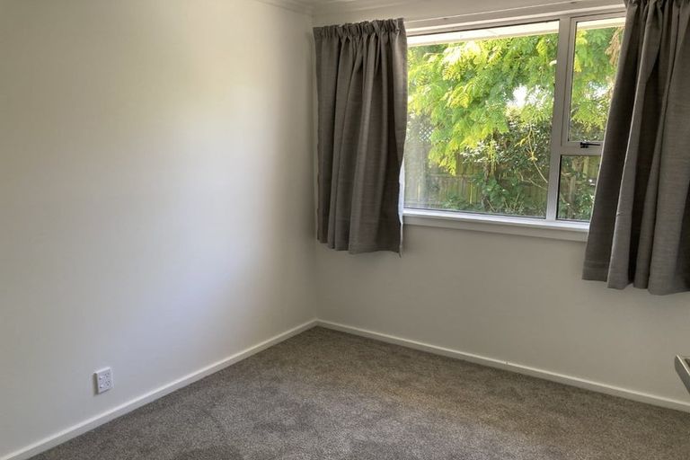 Photo of property in 4a Armstrong Avenue, Saint Martins, Christchurch, 8022