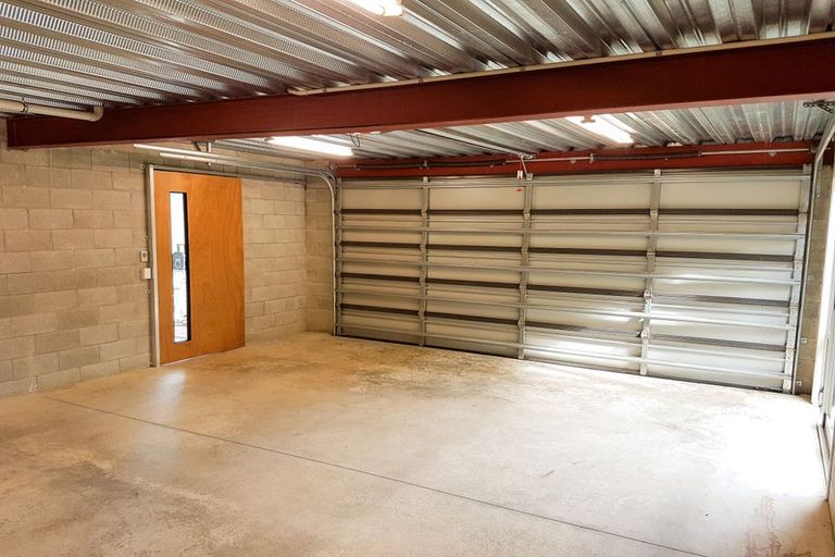 Photo of property in 58c Pekanga Road, Normandale, Lower Hutt, 5010