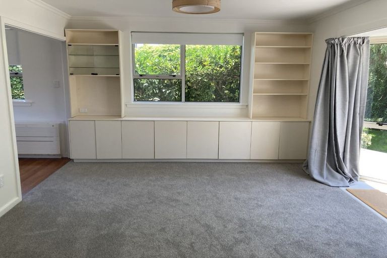 Photo of property in 4a Armstrong Avenue, Saint Martins, Christchurch, 8022