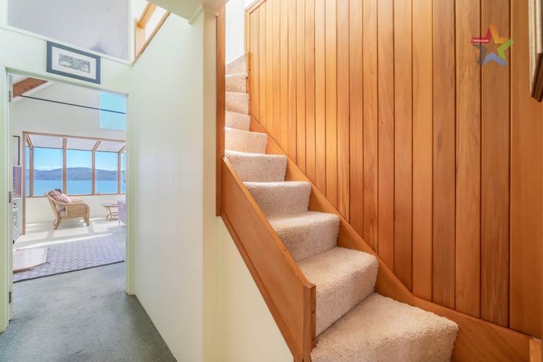 Photo of property in 39 Nikau Road, Point Howard, Lower Hutt, 5013