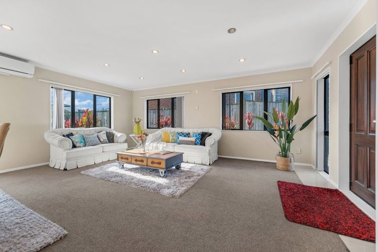 Photo of property in 8b Lansdown Avenue, Papatoetoe, Auckland, 2025