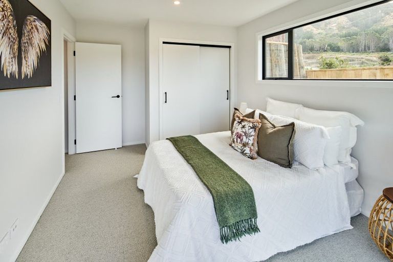 Photo of property in 38 Hokioi Drive, Kenepuru, Porirua, 5022