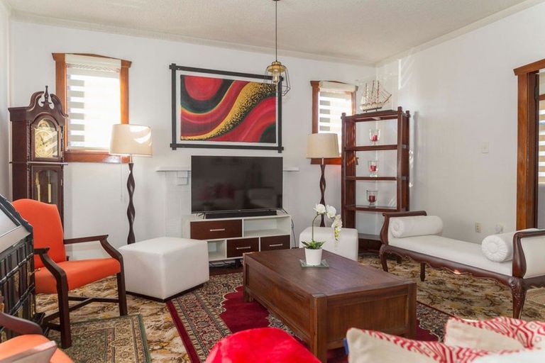 Photo of property in 2a King Street, Dannevirke, 4930