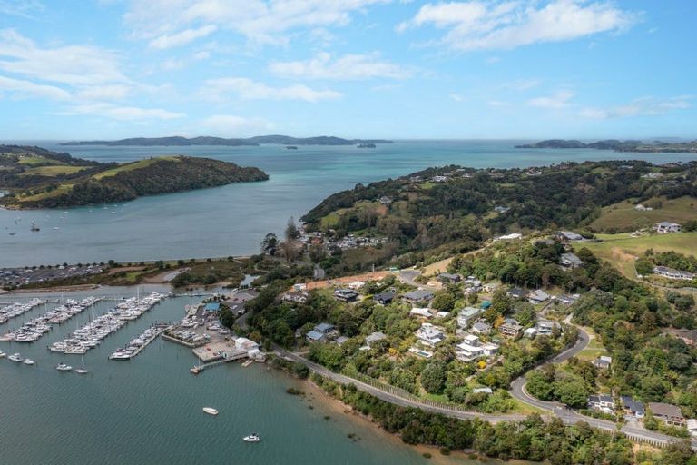 Photo of property in 5 Kanuka Road, Sandspit, Warkworth, 0982