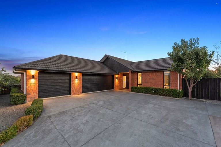 Photo of property in 52 Te Huia Drive, Flagstaff, Hamilton, 3210