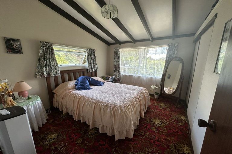 Photo of property in 8 Meuli Street, Eltham, 4322