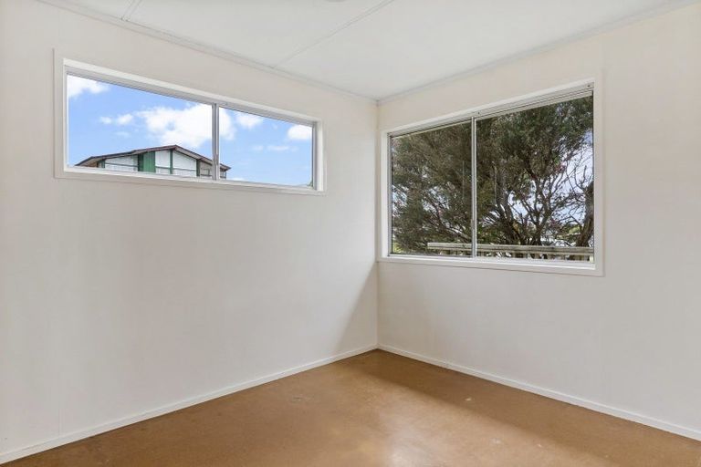 Photo of property in 25 Marcel Place, Glenfield, Auckland, 0629