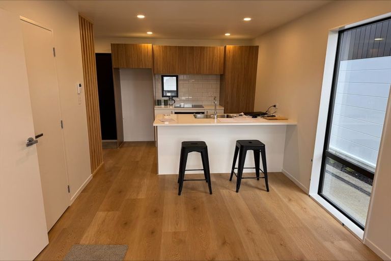 Photo of property in 10/17 Norcross Avenue, Henderson, Auckland, 0612