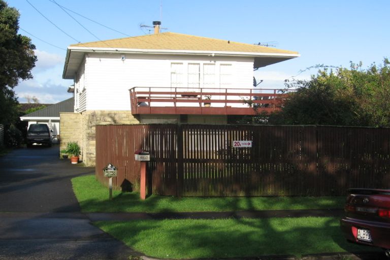 Photo of property in 1/20 Riverlea Avenue, Pakuranga, Auckland, 2010