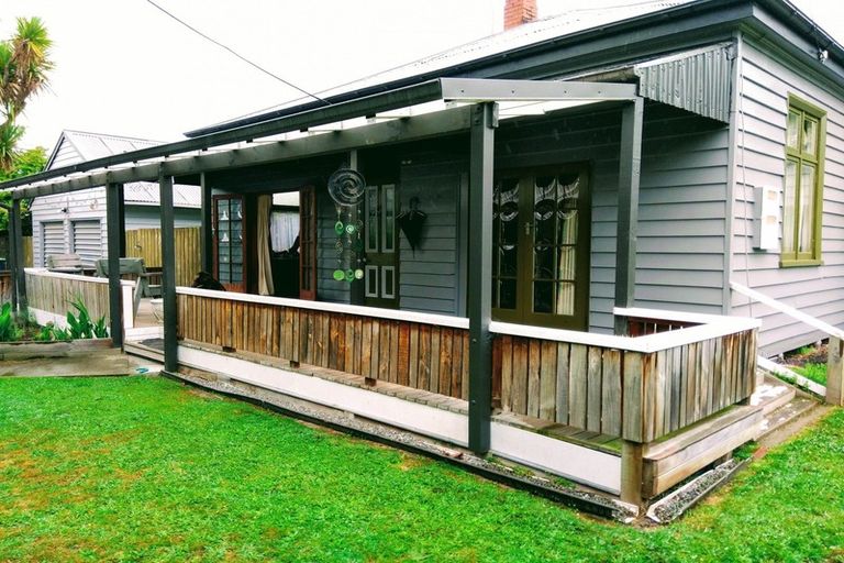 Photo of property in 40 Cox Street, Geraldine, 7930