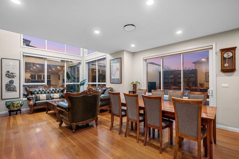 Photo of property in 6 Taraire Place, Orewa, 0931