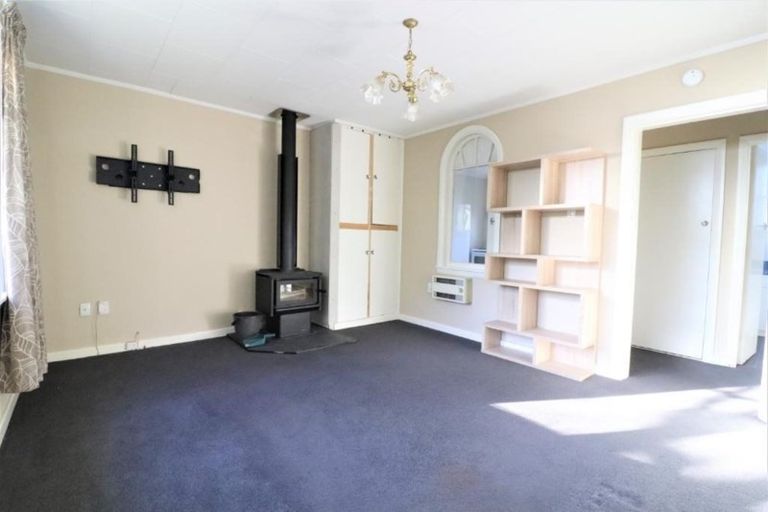 Photo of property in 8 Saint John Street, Southbridge, 7602