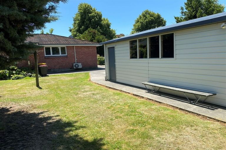 Photo of property in 6 Haynes Avenue, Upper Riccarton, Christchurch, 8041