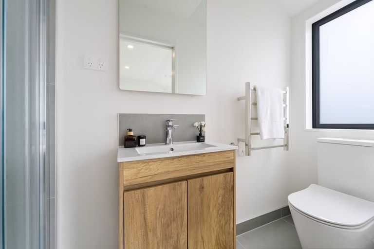 Photo of property in 36 Longburn Road, Henderson, Auckland, 0610