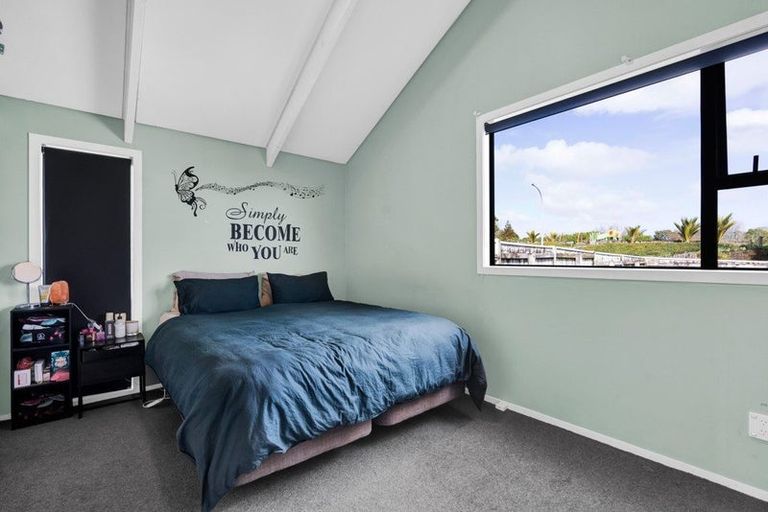 Photo of property in 24 Gardenia Avenue, Bell Block, New Plymouth, 4312